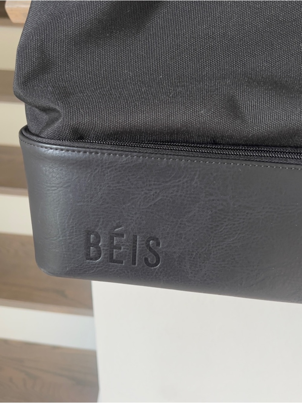 BEIS The Weekender Travel Bag Carryon Bag - Black - NWOT - Picture 6 of 8